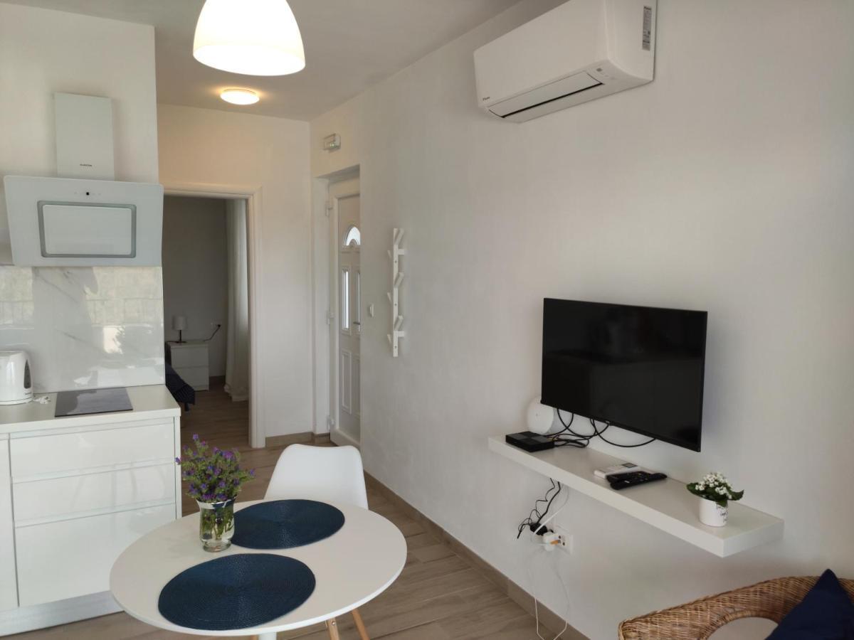 Apartmani Sara 2 ベティナ エクステリア 写真